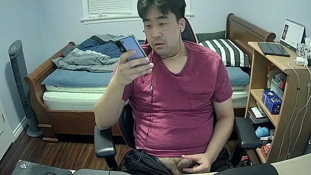 Snapshot of Koreanboy171 chatting on 03.02.26 Koreanboy171 online show from 03.02.26