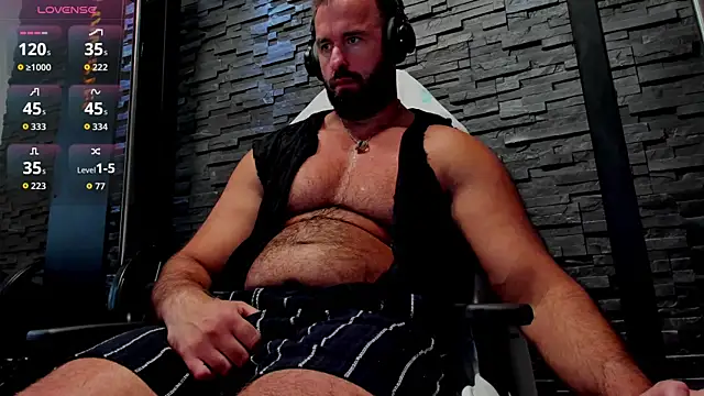 Snapshot of David_Big_Daddy chatting on 07.18.26 David Big Daddy online show from 07.18.26