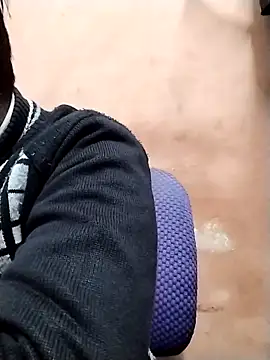 Snapshot of IndianPornStarRavee chatting on 01.06.26 IndianPornStarRavee online show from 01.06.26