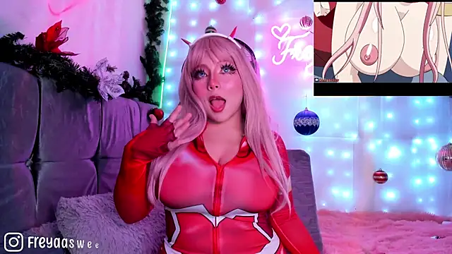 Snapshot of Sweet_freya1 chatting on 11.11.25 Sweet freya1 online show from 11.11.25