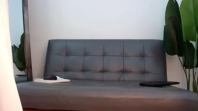 Snapshot of marthina_thompsson chatting on 01.08.25 marthina thompsson online show from 01.08.25