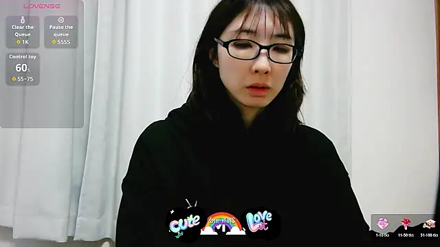 Love me Eri  online show from 12.20.25