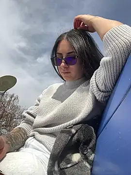 JenniferEdith online show from 03.12.25