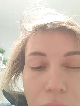 Linda Gregory online show from 02.20.25