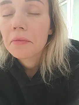 Linda Gregory online show from 02.20.25