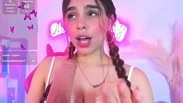 Snapshot of crisbell_lopez chatting on 02.19.26 crisbell lopez online show from 02.19.26