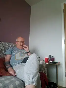 FriendlyDave online show from 02.10.25