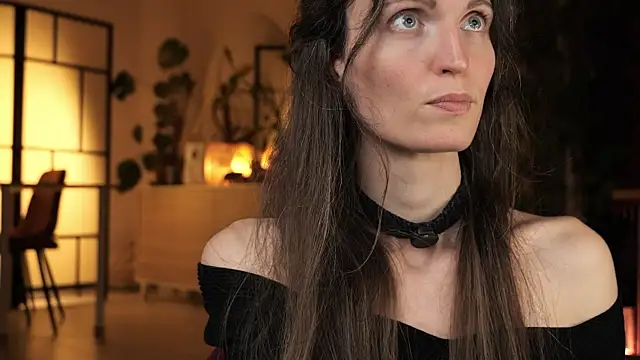 Snapshot of yulladao chatting on 11.19.25 yulladao online show from 11.19.25