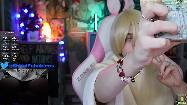 ShiroiFubuki online show from 12.24.24