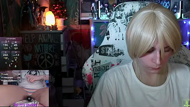 ShiroiFubuki online show from 03.20.25