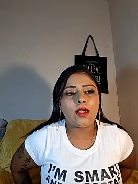 Snapshot of IndianBibix chatting on 06.24.26 IndianBibix online show from 06.24.26