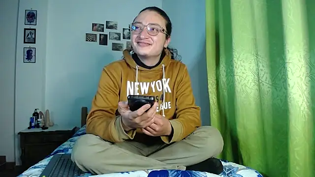 monkeywillwhite online show from 11.14.25