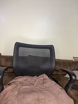 Snapshot of sweetestval chatting on 01.21.25 sweetestval online show from 01.21.25