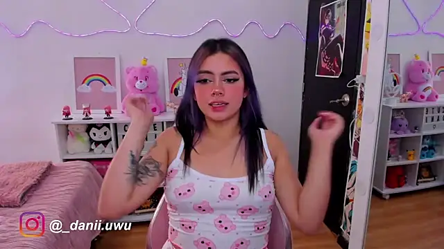 CuteDani  online show from 01.15.25