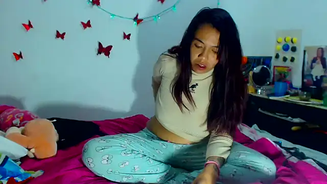 AmaraRoberts420 online show from 01.09.25