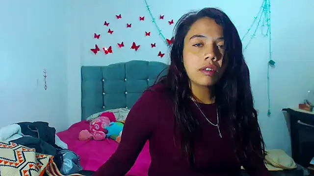 AmaraRoberts420 online show from 01.16.25