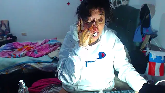 AmaraRoberts420 online show from 10.08.25