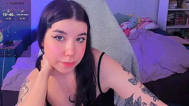 Snapshot of kellyharris chatting on 03.01.25 kellyharris online show from 03.01.25