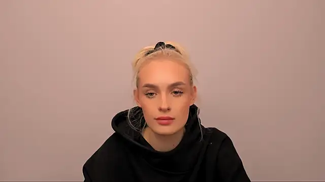 OliviaKisss online show from 02.12.26