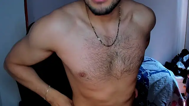 Snapshot of Tommy_Bred chatting on 03.02.26 Tommy Bred online show from 03.02.26