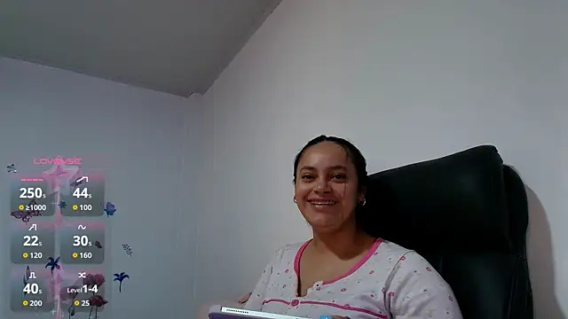 VICTORIABLACK xh online show from 04.15.26