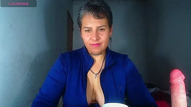 Snapshot of Yessi_rousse chatting on 07.12.26 Yessi rousse online show from 07.12.26