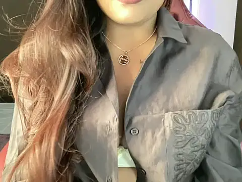 Snapshot of shanayaaa_1 chatting on 12.05.25 shanayaaa 1 online show from 12.05.25