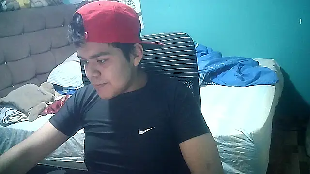 Snapshot of Valesh20 chatting on 09.18.25 Valesh20 online show from 09.18.25