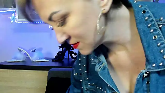 feliziaDesire online show from 01.21.25