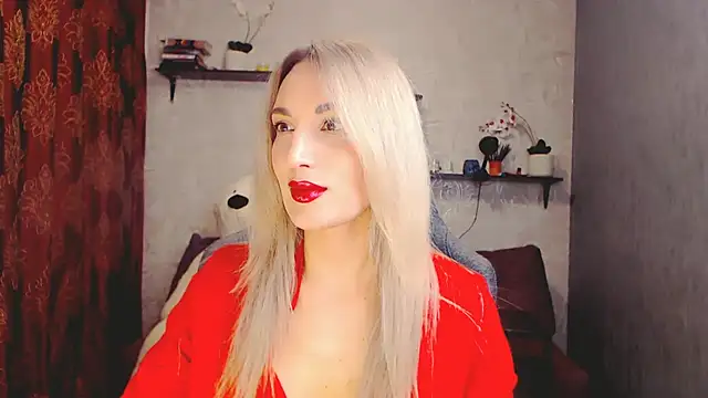 MillaXQueen online show from 02.21.25