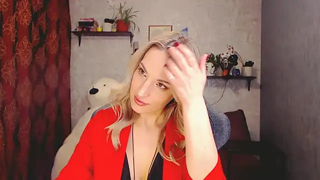 MillaXQueen online show from 03.15.25