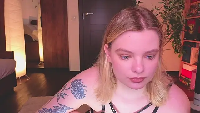 Snapshot of Hottie_Jane chatting on 07.03.26 Hottie Jane online show from 07.03.26