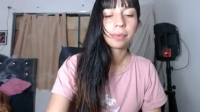 Snapshot of xx_nath_xx chatting on 11.18.25 xx nath xx online show from 11.18.25