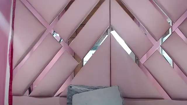 nathaly low1 online show from 02.06.25