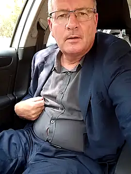 stiffandlubedxh online show from 03.04.25