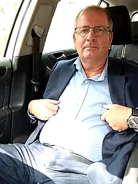 stiffandlubedxh online show from 03.17.25