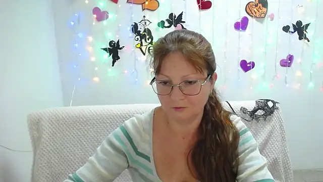 VanessaHotts online show from 03.03.25