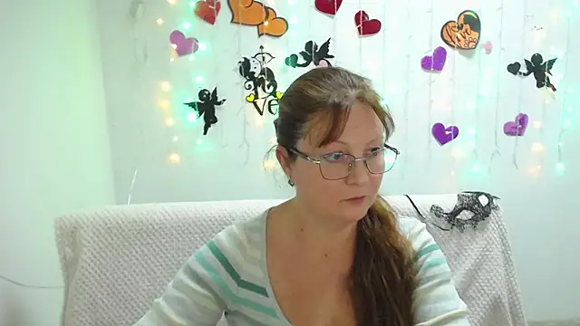 VanessaHotts online show from 03.05.25