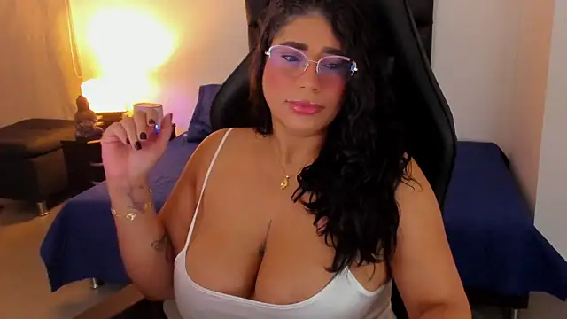 Jenny Carters online show from 05.26.26