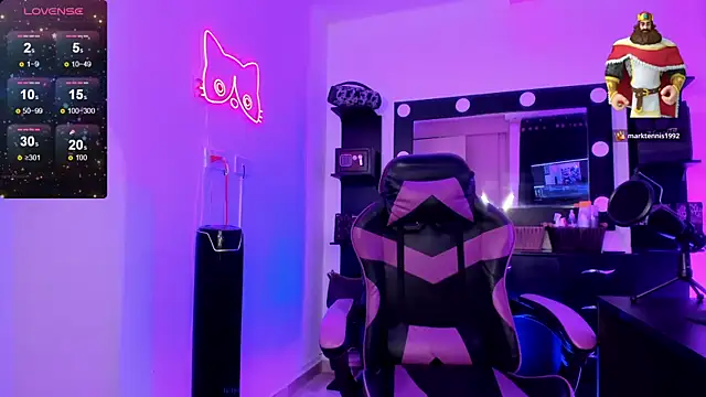 miss kitty online show from 04.15.26