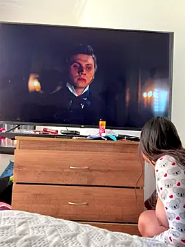 Snapshot of maggietime chatting on 09.22.25 maggietime online show from 09.22.25