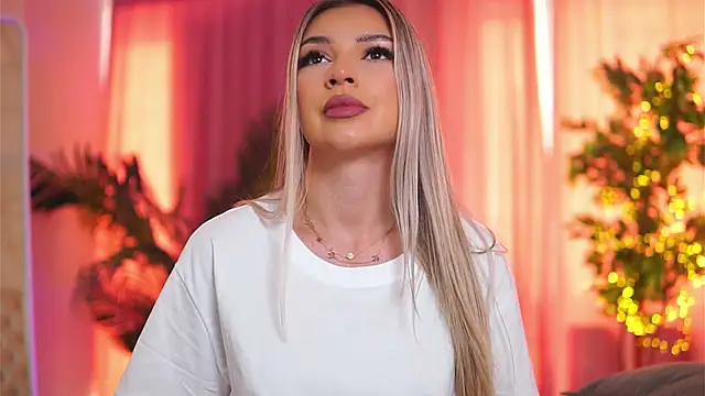 ArtTeasee online show from 02.12.25