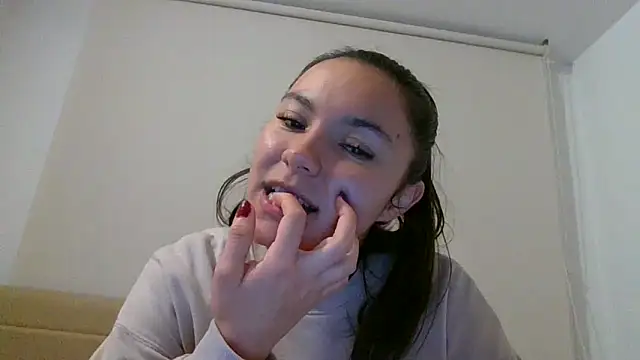  andygirl online show from 04.17.26