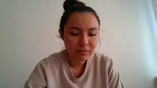 Snapshot of _andygirl chatting on 05.08.26 andygirl online show from 05.08.26