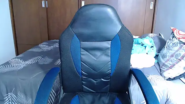 aresholland online show from 12.10.24