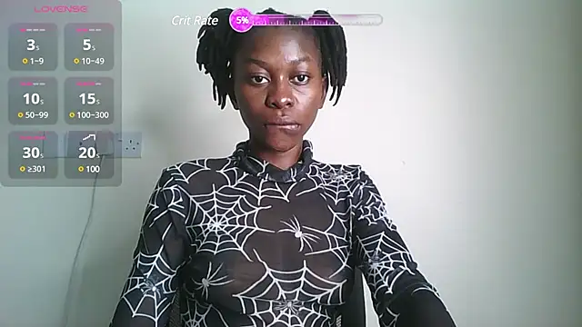 Snapshot of queen_heather chatting on 12.08.24 queen heather online show from 12.08.24