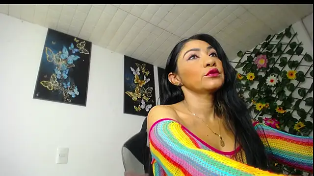 luzcastillo07 online show from 02.27.26