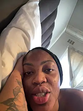 Snapshot of BedroomBullyX5 chatting on 02.09.26 BedroomBullyX5 online show from 02.09.26