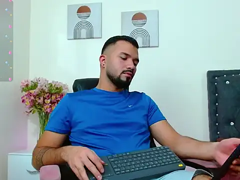 mathew vidal1 online show from 04.08.26