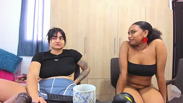 andreita trujillos online show from 10.07.25